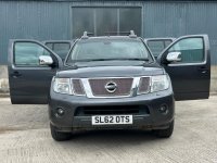 NISSAN NAVARA